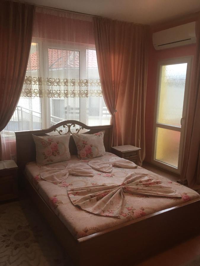 Guest House Hristina Созополь Екстер'єр фото